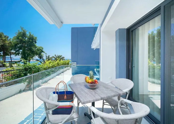 Nautilus Iii Lejlighedshotel Potos